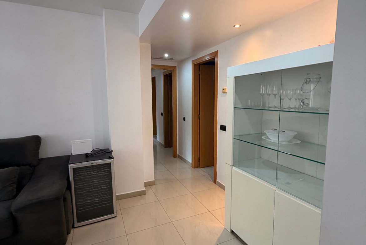 Ground Floor Apartment with Private Terrace in Ibiza