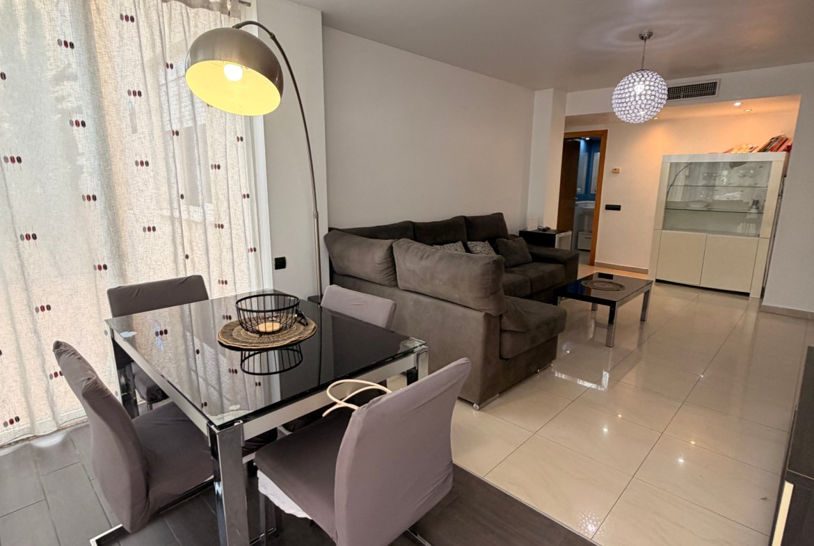 Ground Floor Apartment with Private Terrace in Ibiza