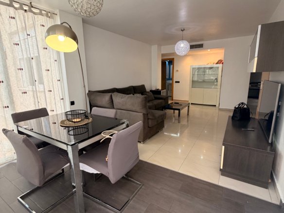 Ground Floor Apartment with Private Terrace in Ibiza