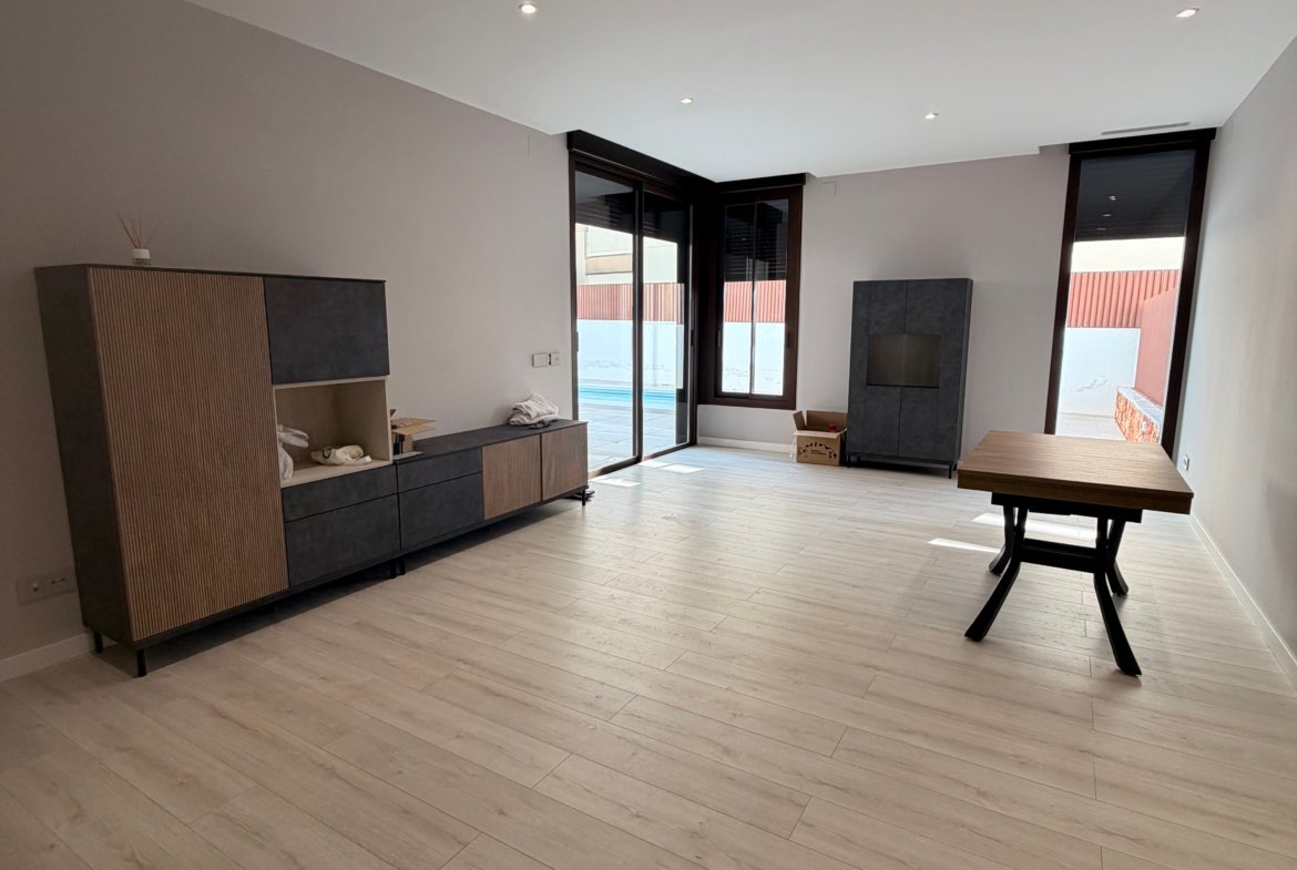 New-Build Ground Floor Apartment for Long-Term Rent in Jesús