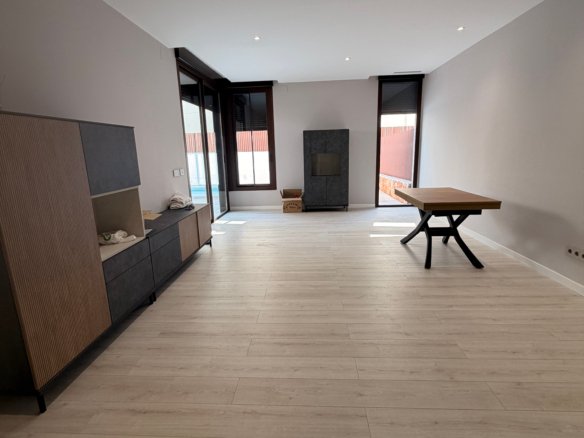 New-Build Ground Floor Apartment for Long-Term Rent in Jesús