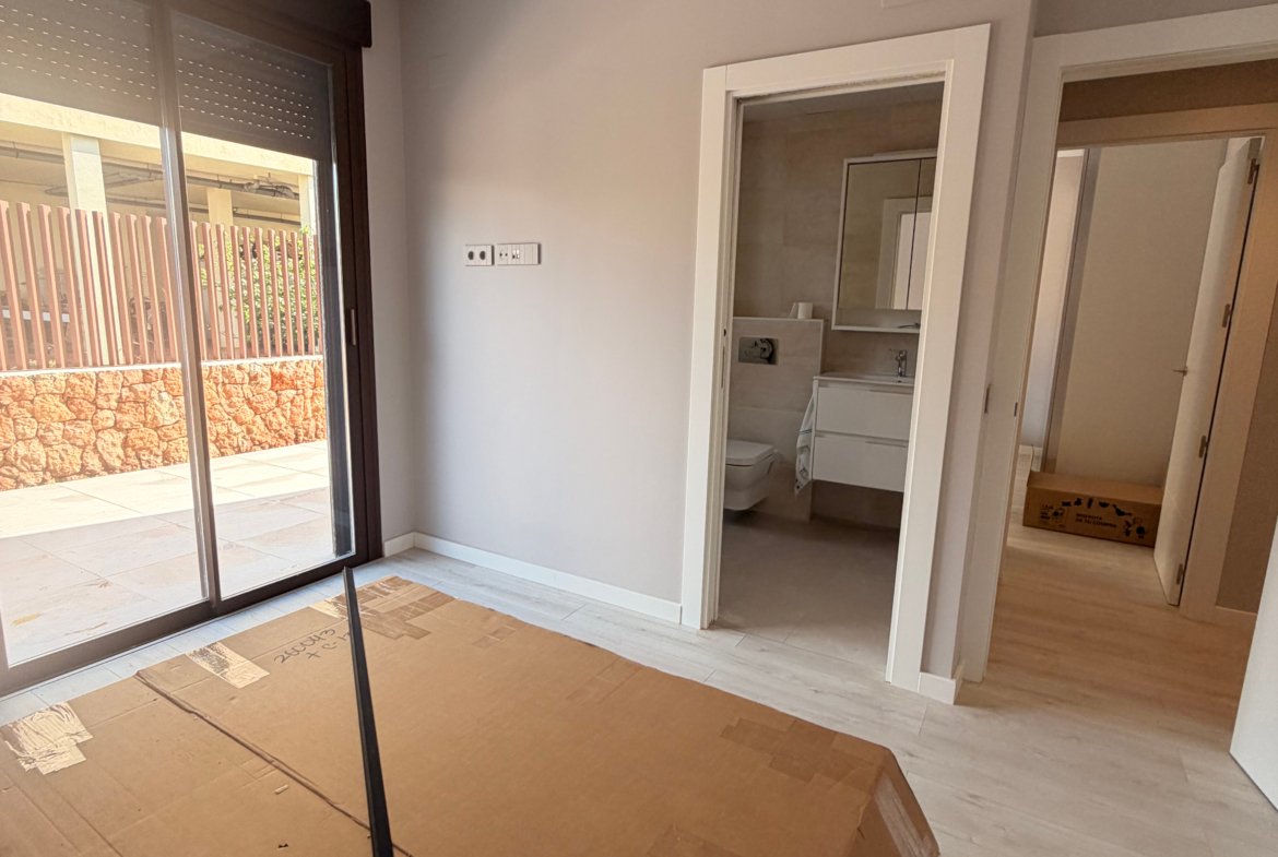 New-Build Ground Floor Apartment for Long-Term Rent in Jesús