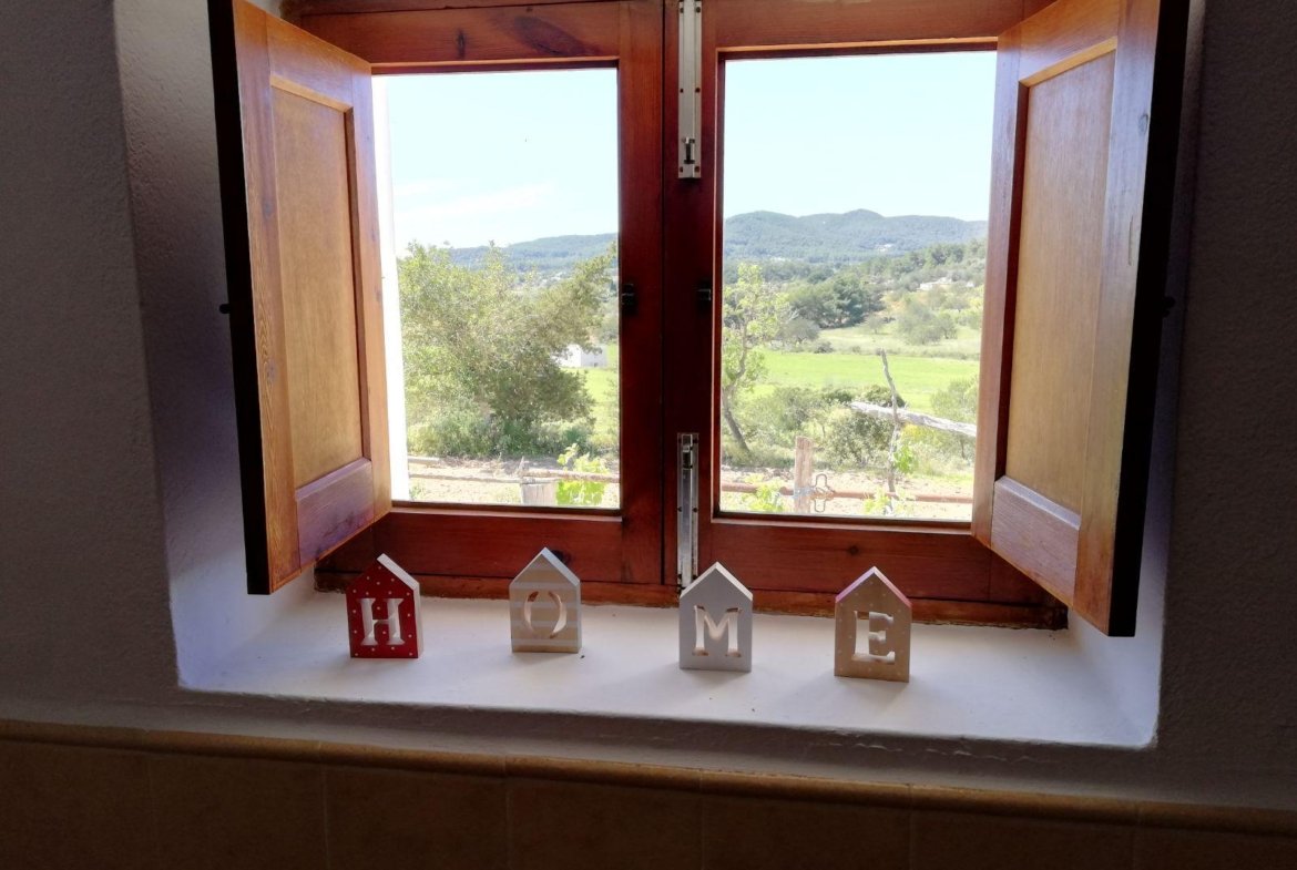 3-Bedroom Family Home Near Santa Gertrudis – 9 to 10 Month Rental