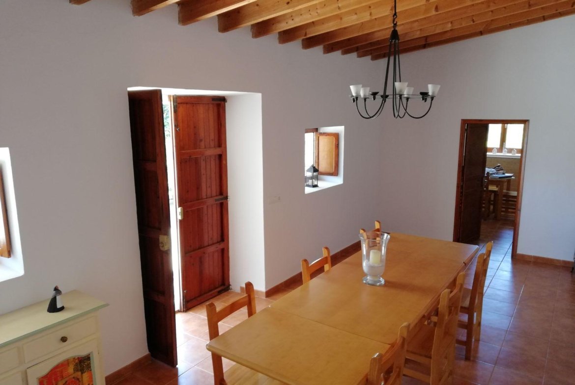 3-Bedroom Family Home Near Santa Gertrudis – 9 to 10 Month Rental