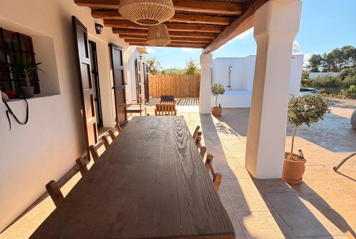 3-Bedroom Family Home Near Santa Gertrudis – 9 to 10 Month Rental