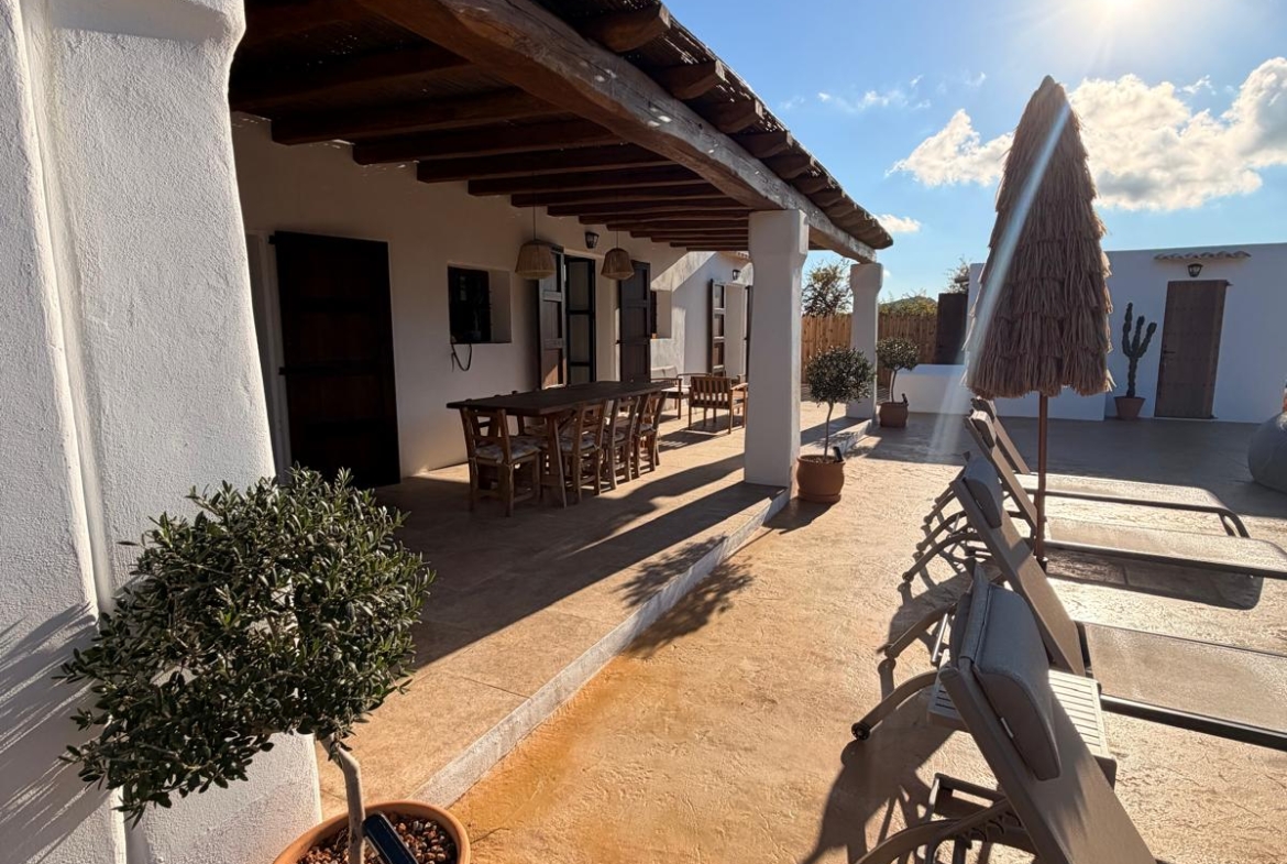 3-Bedroom Family Home Near Santa Gertrudis – 9 to 10 Month Rental